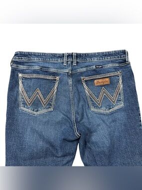 Wrangler Retro Mae Bootcut Jeans Size 35 x 34 Western Denim Country Stretch